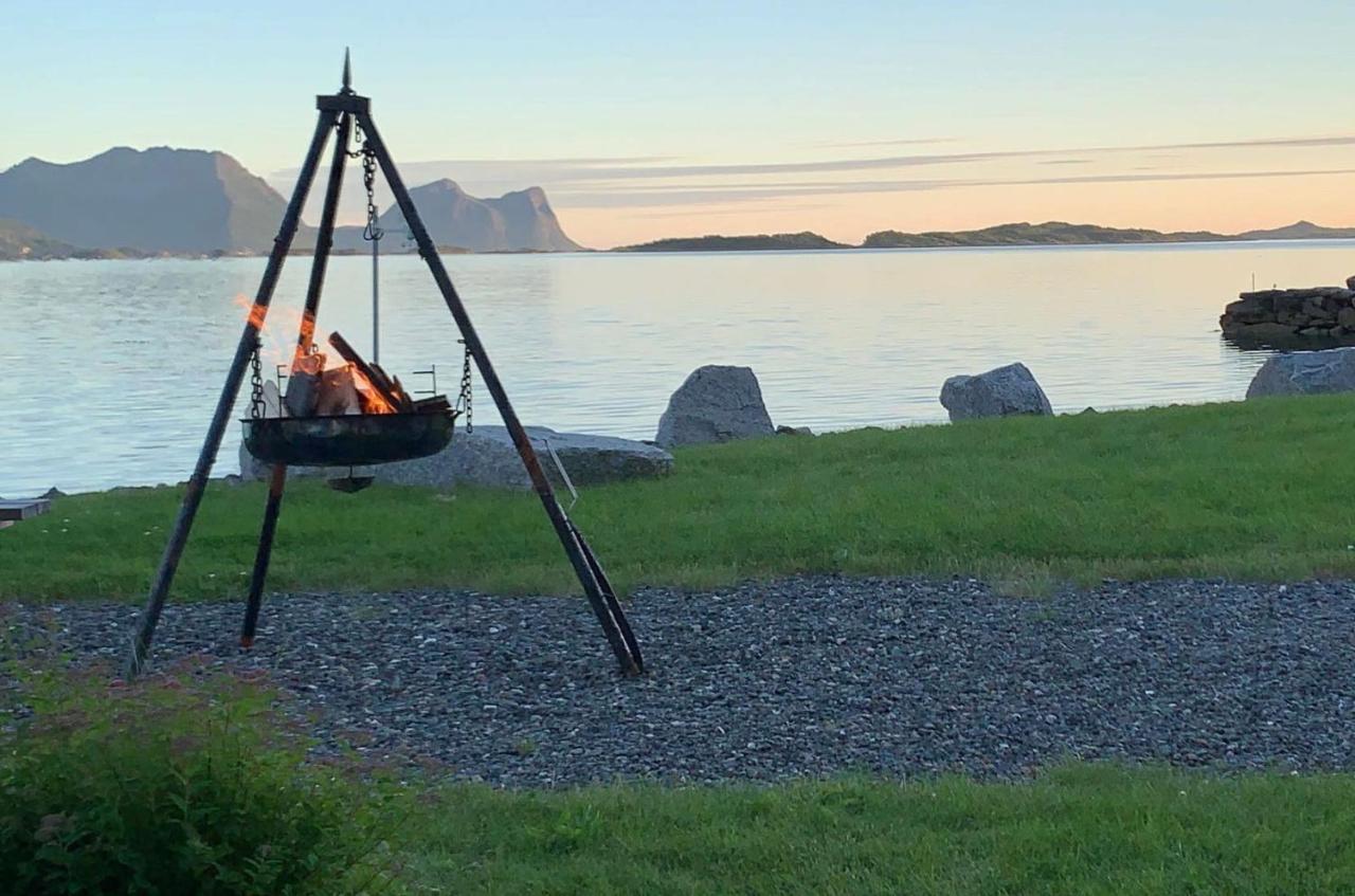 Tinebua Basecamp Senja Hostel Berg  Buitenkant foto